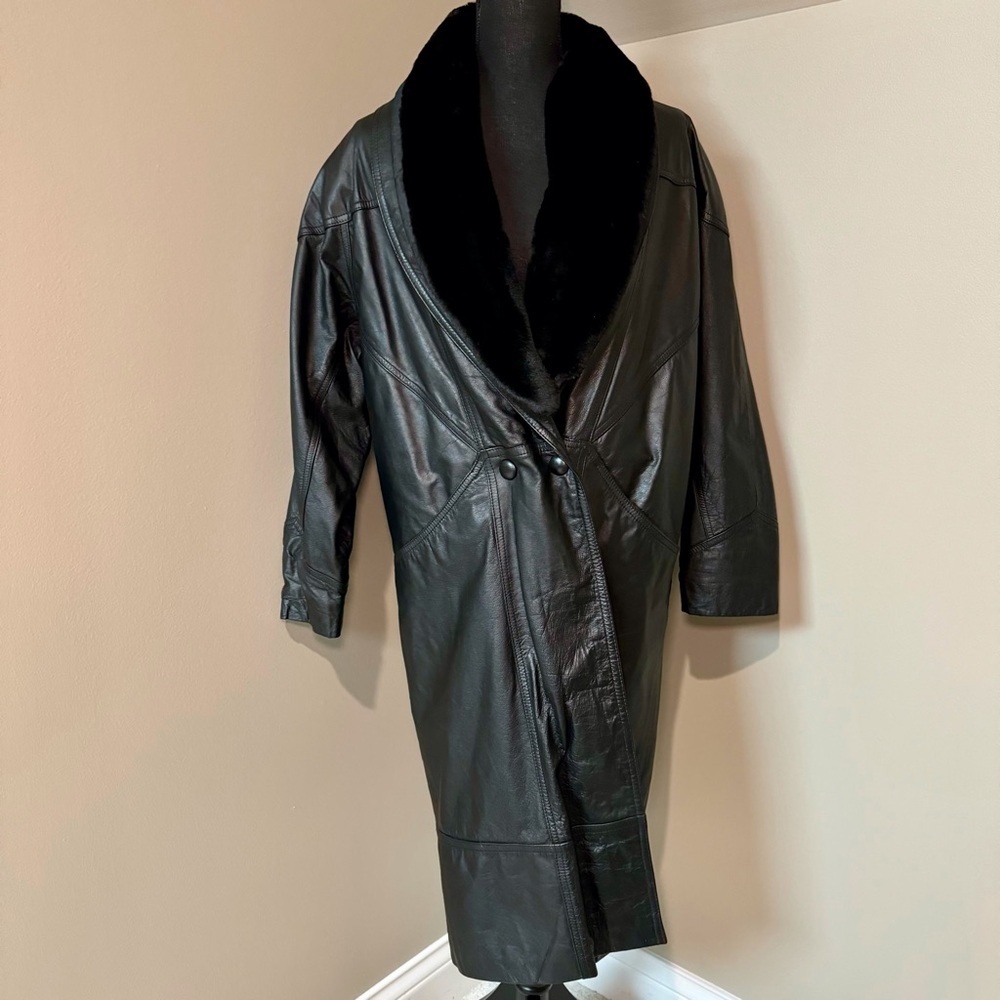 Vintage WILSONS Leather Black Trench Coat Removable Faux Fur Trim 90s Size S